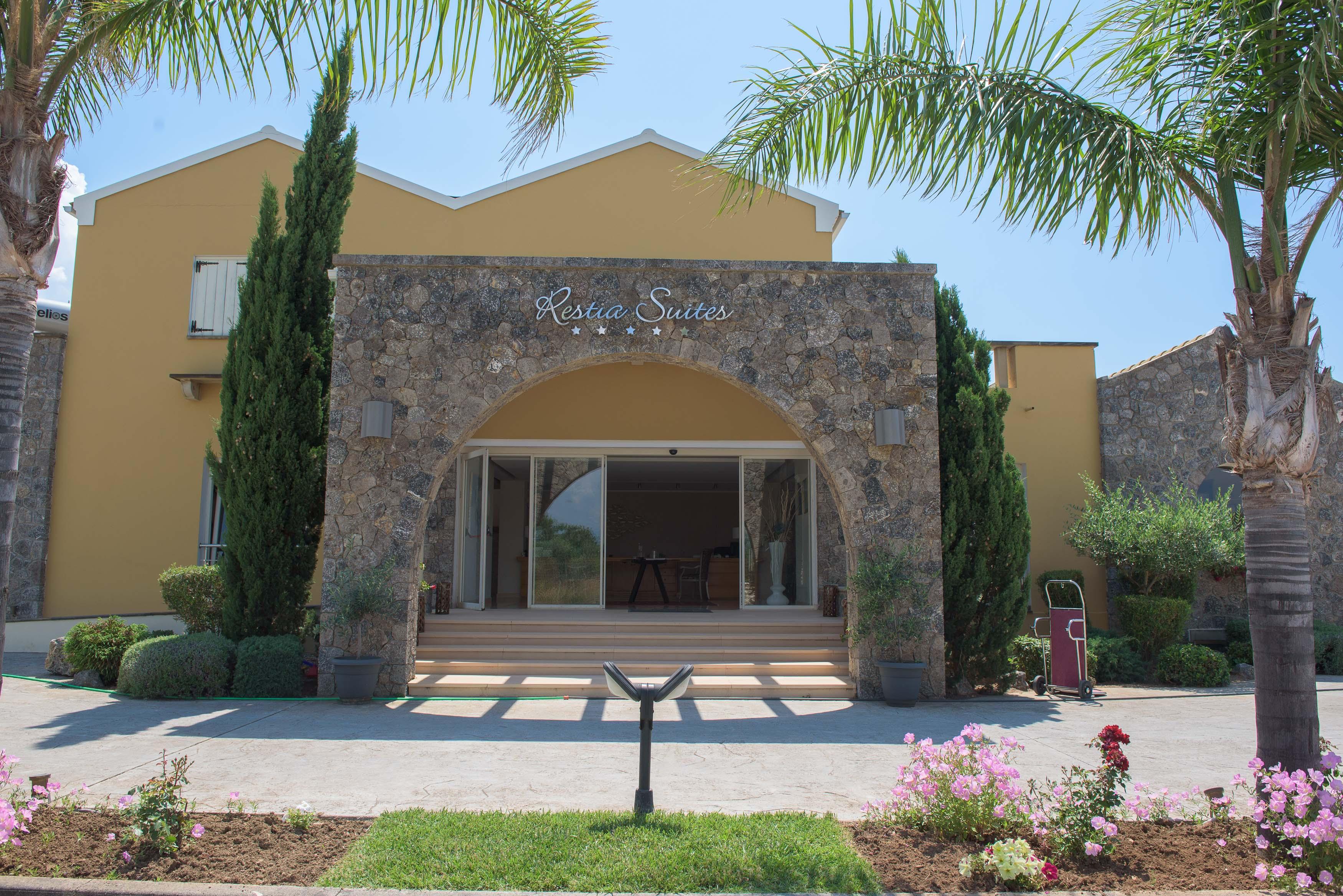 Restia Suites Exclusive Resort (Adults Only) Acharavi  Exterior photo